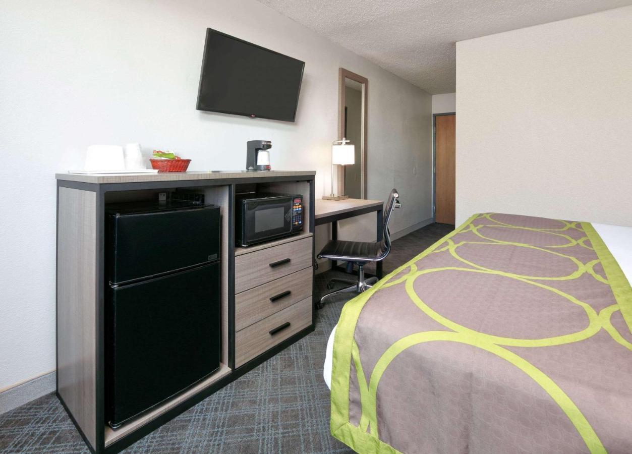 Super 8 By Wyndham Amarillo Hotel Buitenkant foto