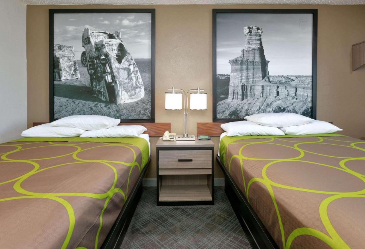 Super 8 By Wyndham Amarillo Hotel Buitenkant foto